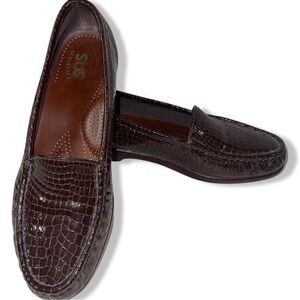 SAS Brown Crocodile Pattern Loafers